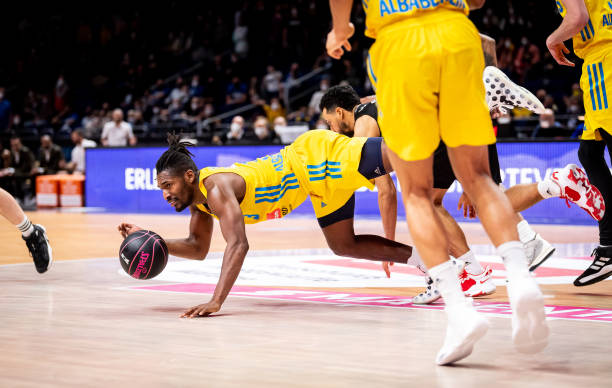 这位来自匈 这位来自匈